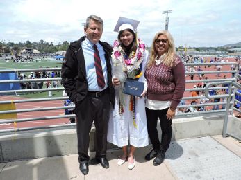 Mikaela Nenn with Her Parents 2023